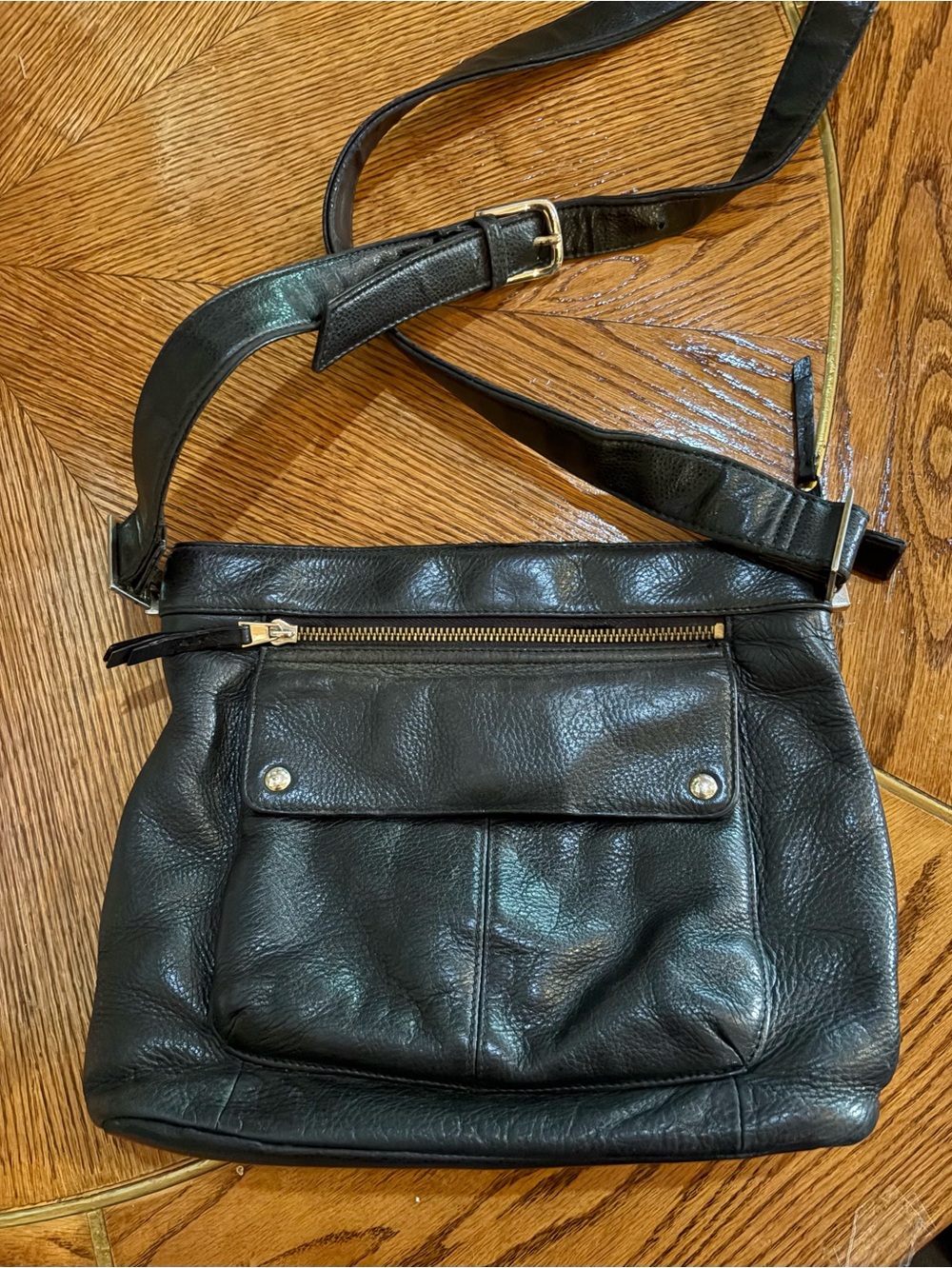Liz Claiborne Black Leather Crossbody/Organizer with Two Front Pockets